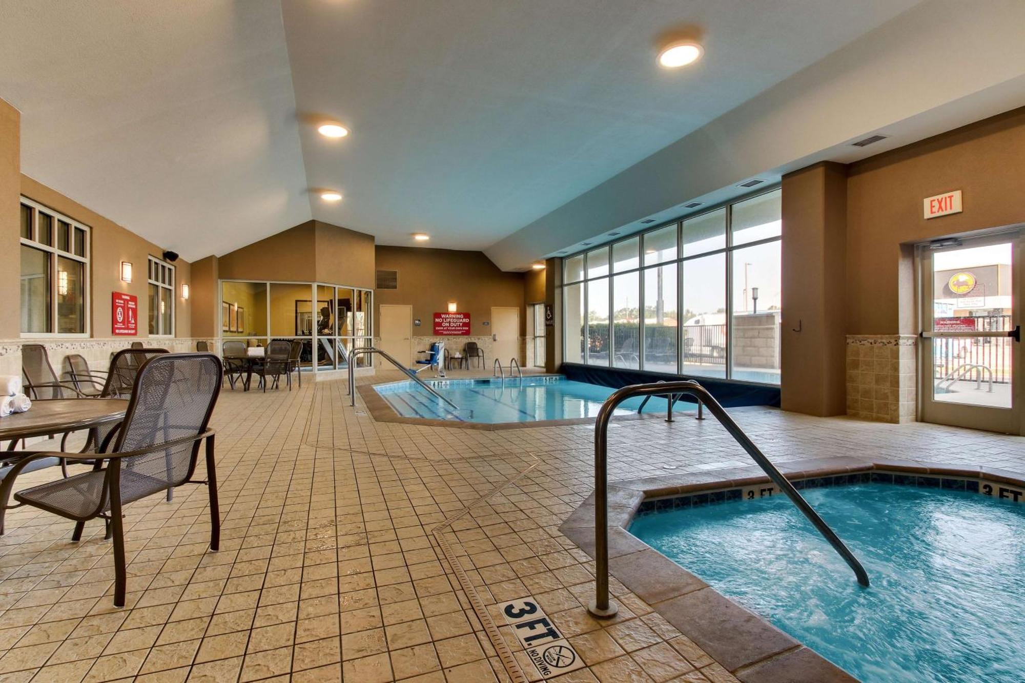 Drury Inn & Suites Меридиан Екстериор снимка