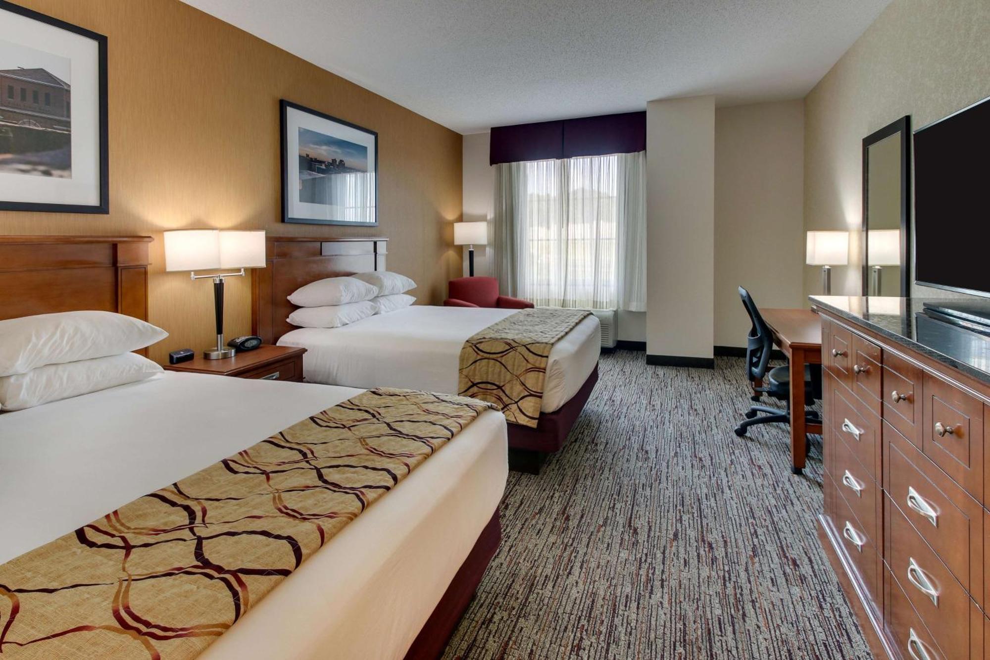 Drury Inn & Suites Меридиан Екстериор снимка