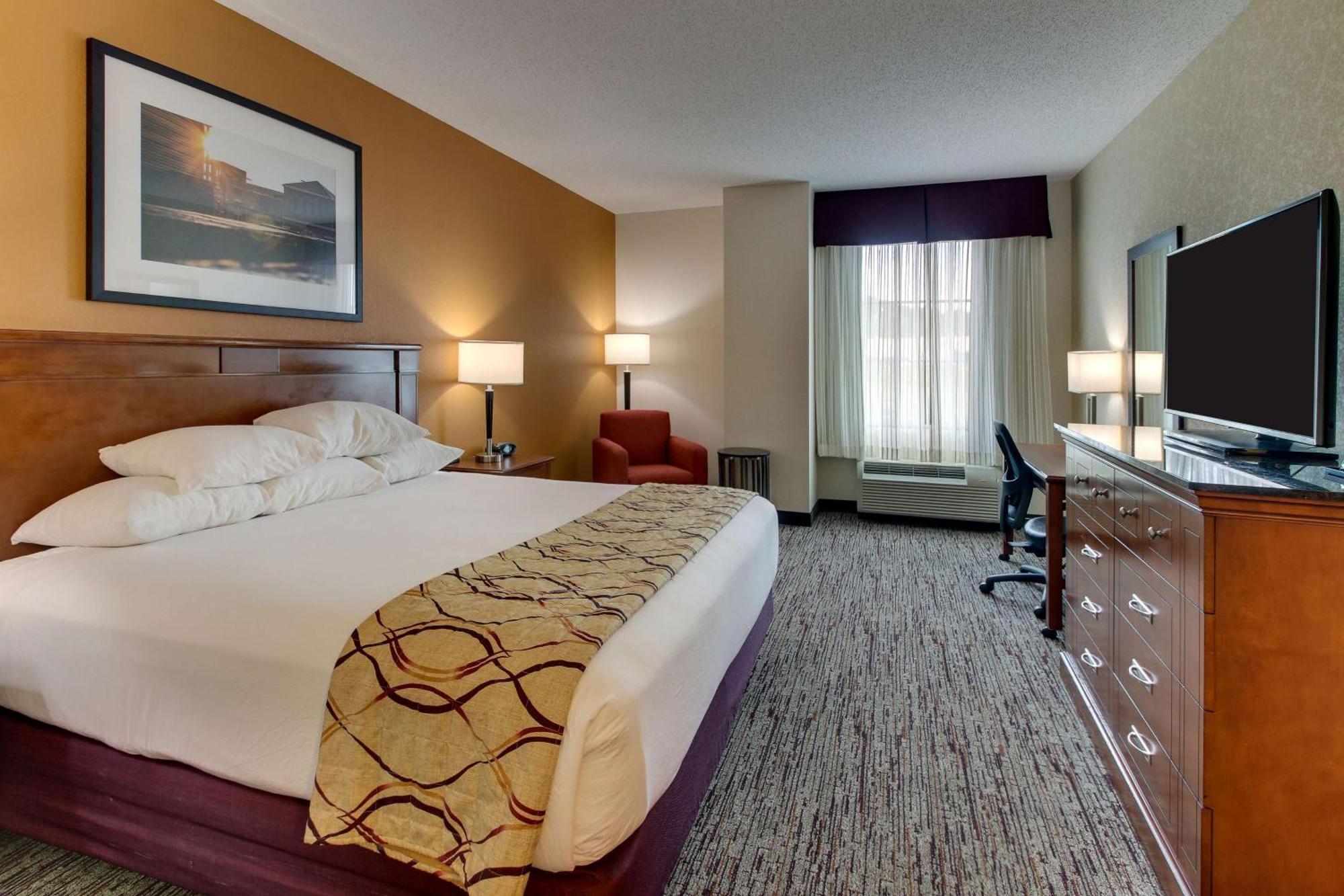 Drury Inn & Suites Меридиан Екстериор снимка