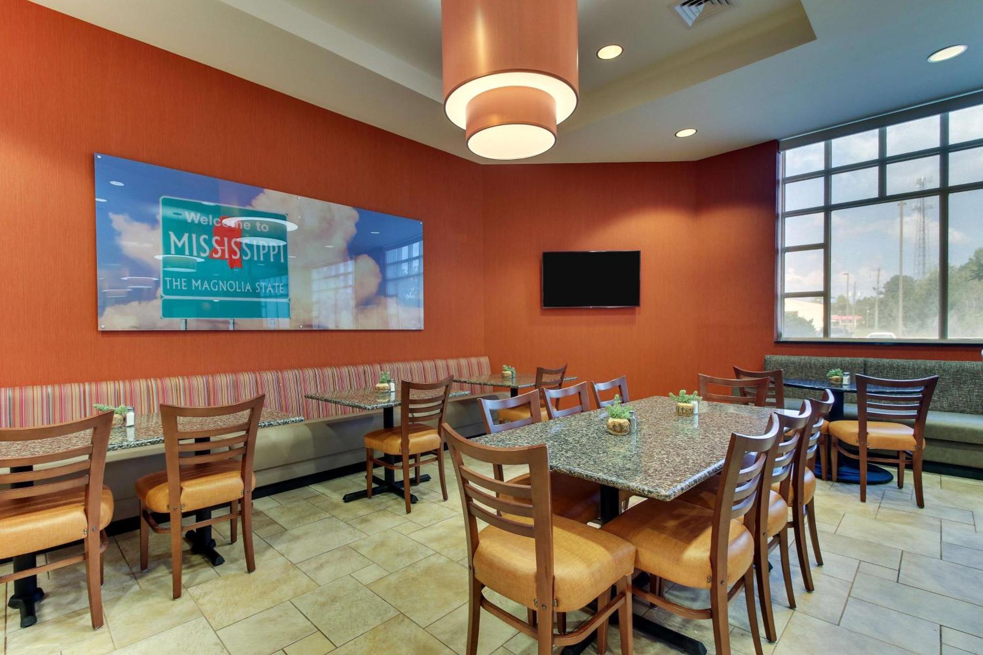 Drury Inn & Suites Меридиан Екстериор снимка