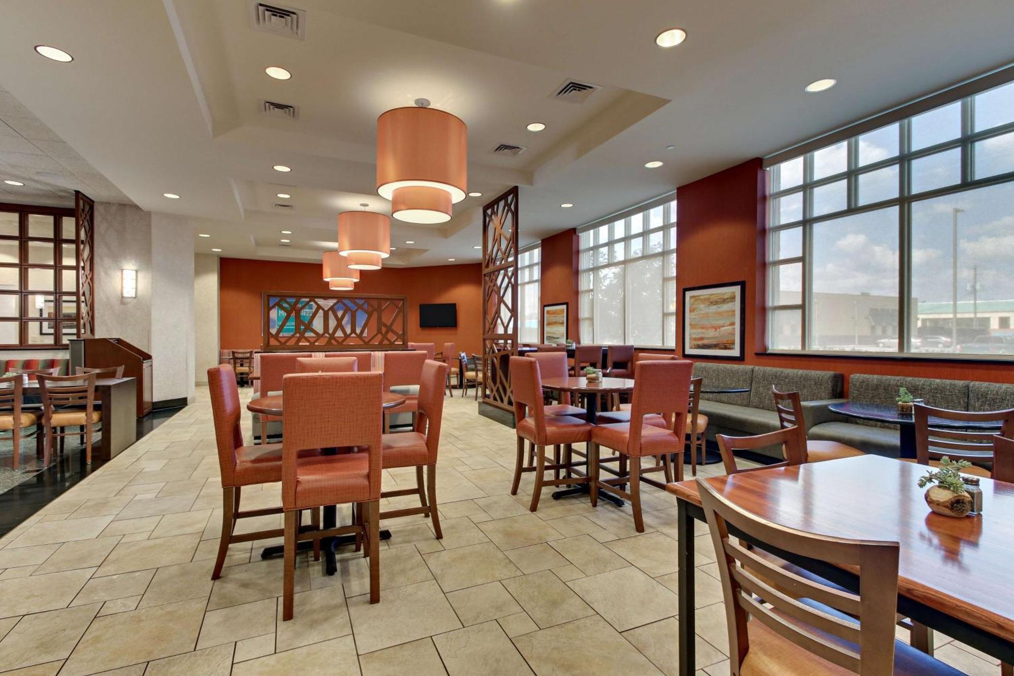 Drury Inn & Suites Меридиан Екстериор снимка